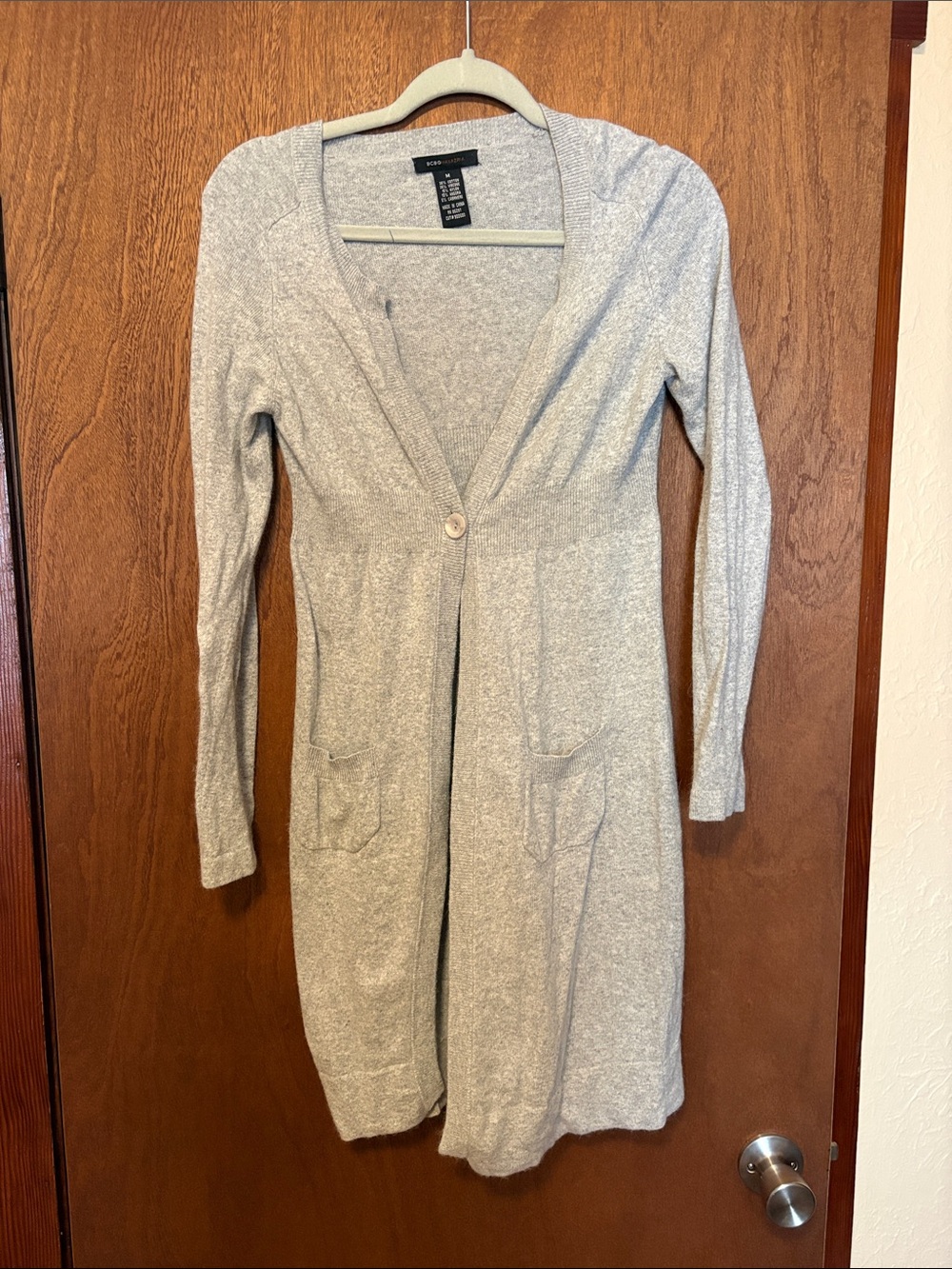 BCBGMaxAzria Light Gray Long Sleeve Knit Cardigan